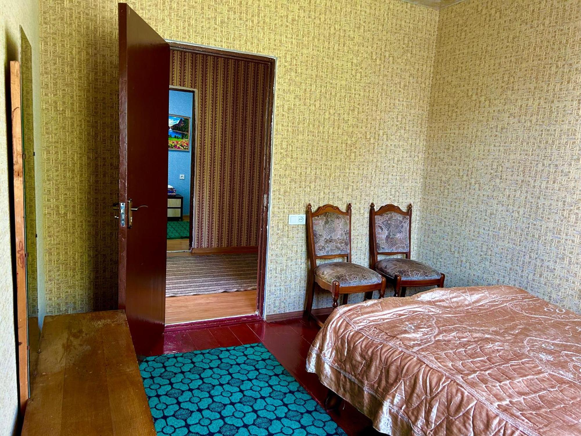Vaso'S Guesthouse Katskhi エクステリア 写真